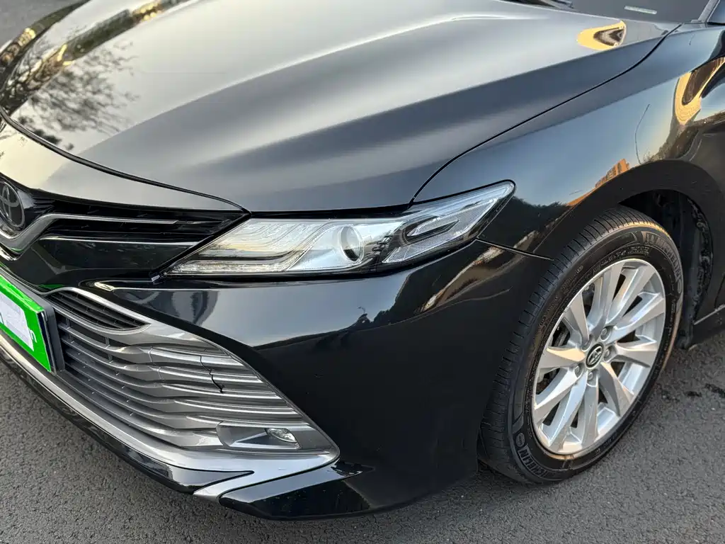 Toyota Camry 2020 — фото 13