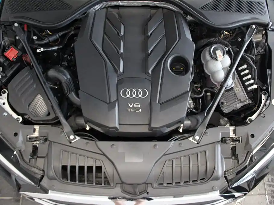 Audi A8 2020 — фото 10