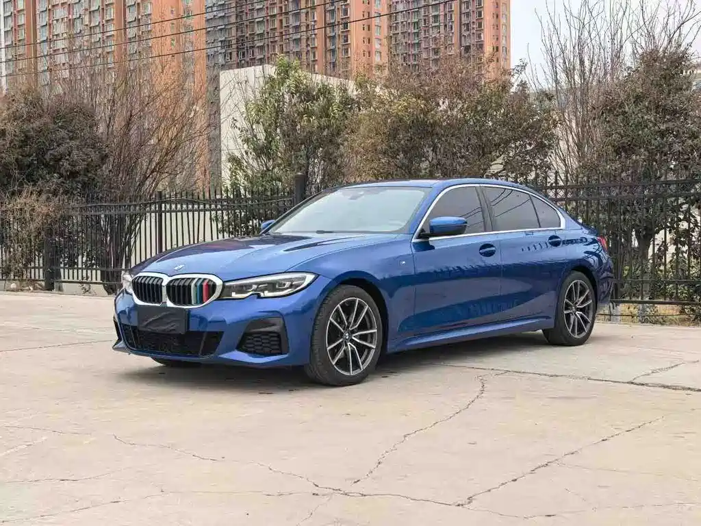 BMW 3 Series 2020 — фото 1