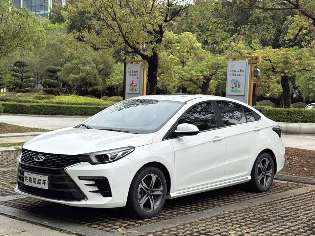 Chery Arrizo 5 PLUS 2021