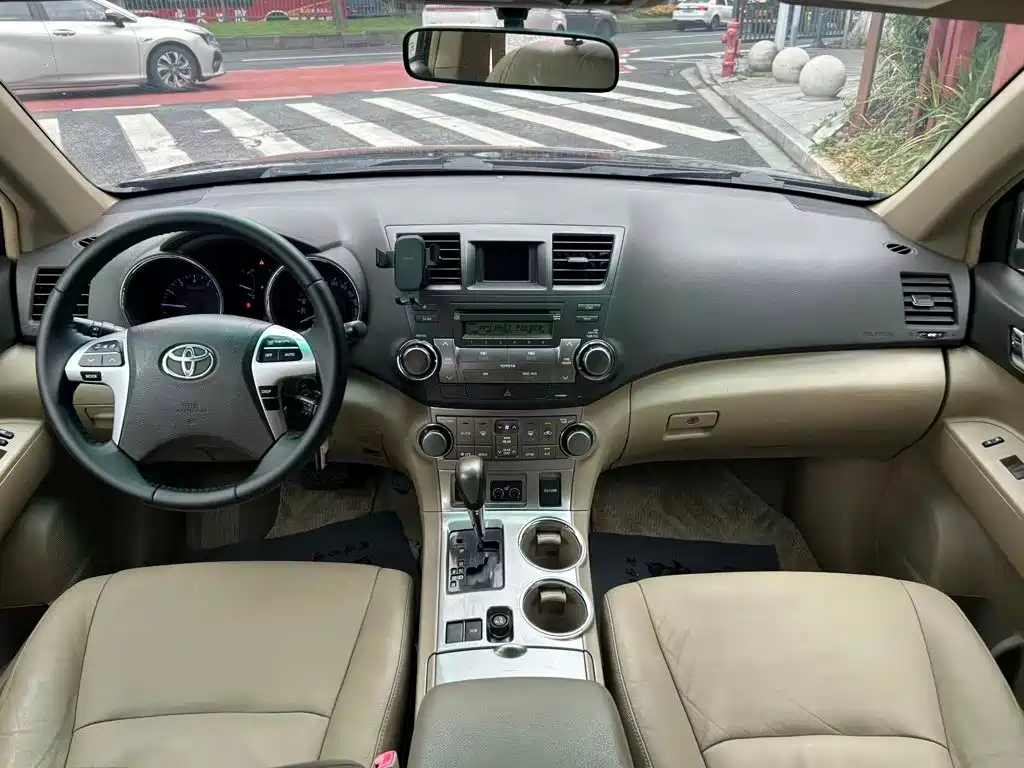 Toyota Highlander 2014
