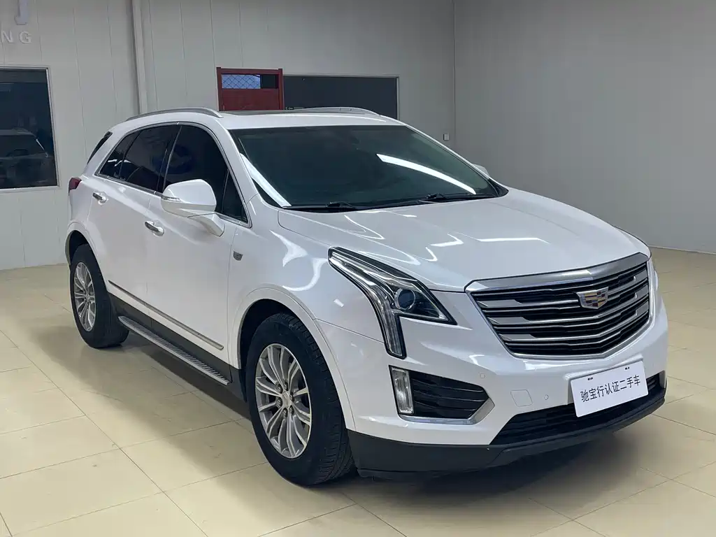 Cadillac XT5 2017 — фото 3