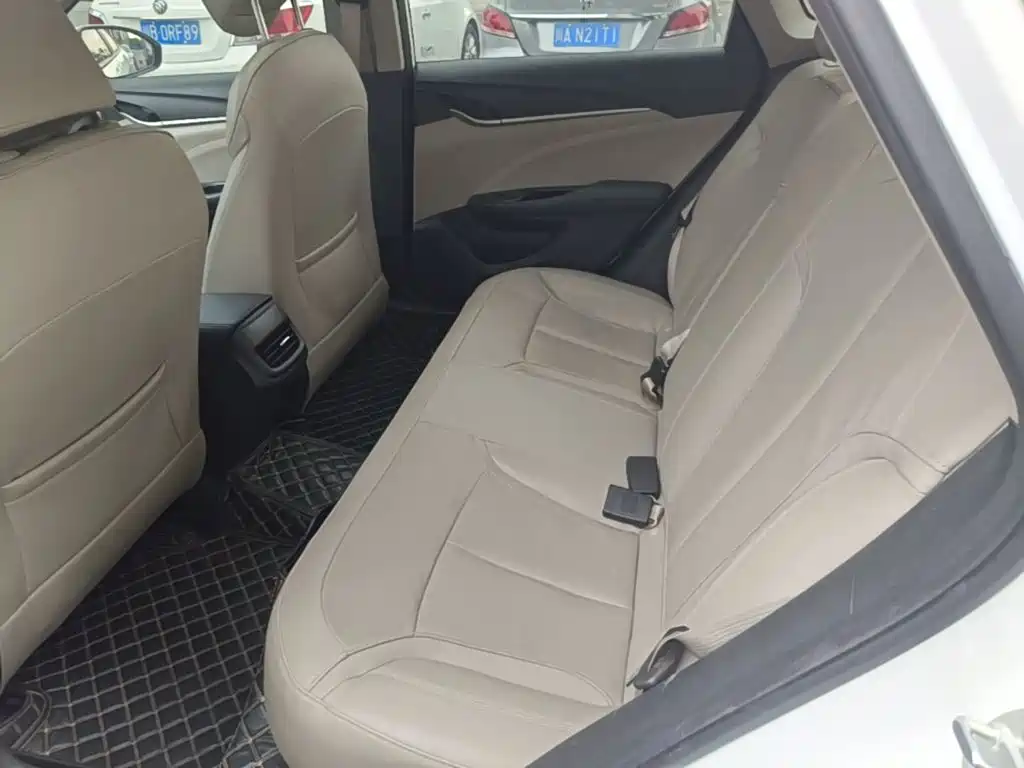 Buick Excelle GT 2020 — фото 17