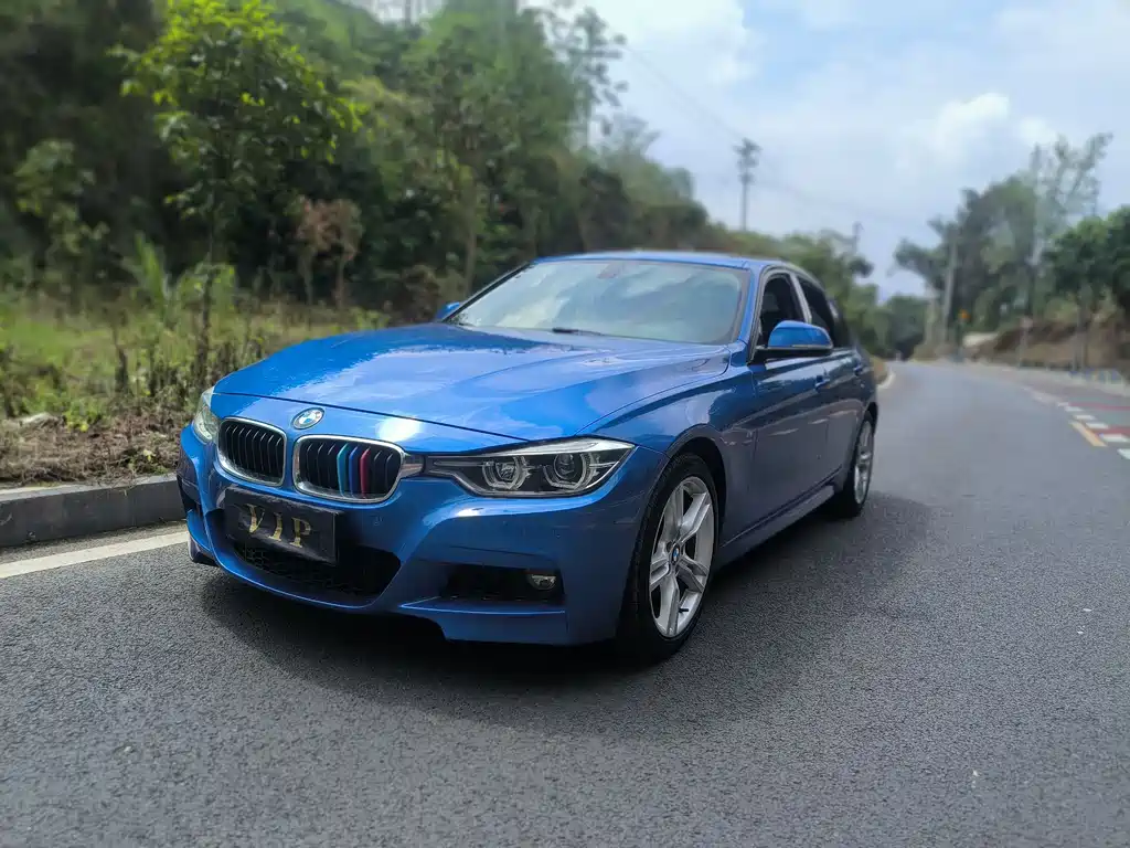 BMW 3 Series 2019 — фото 1