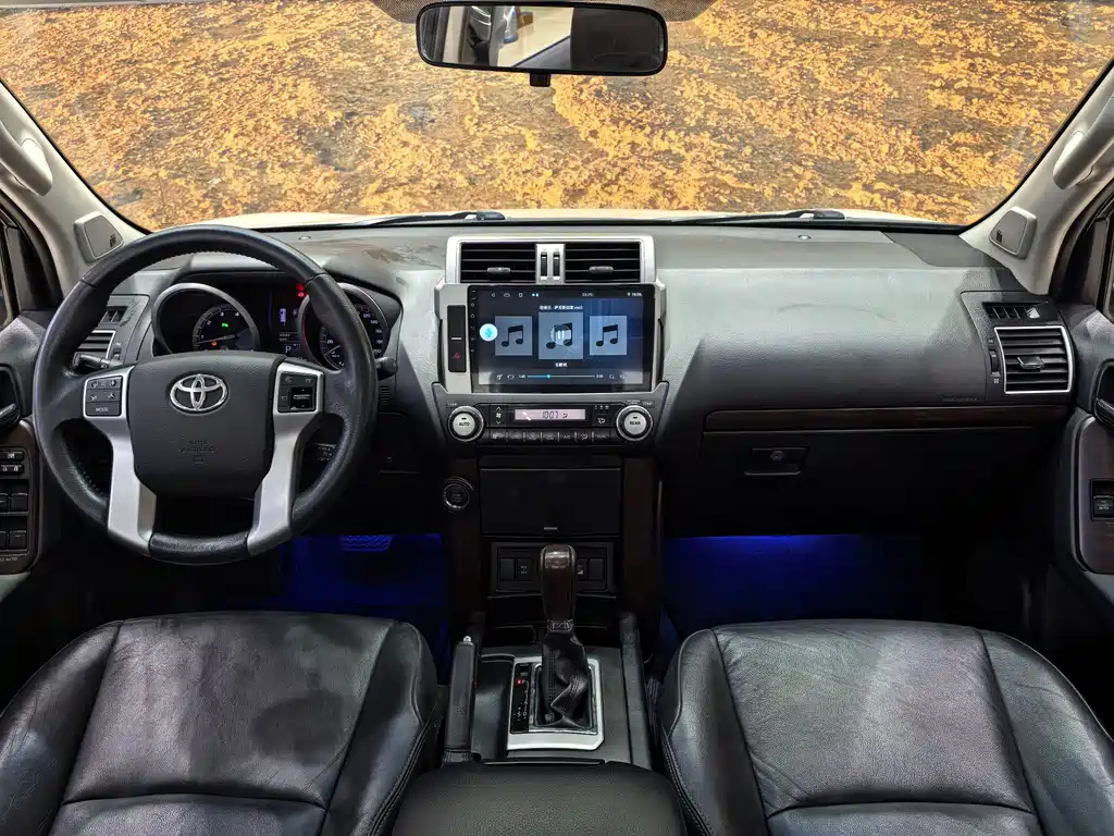 Toyota Prado 2017 — фото 22