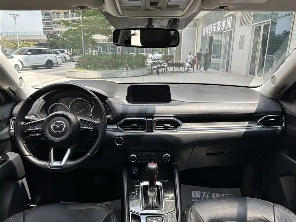 Mazda CX-5 2018 — фото 10