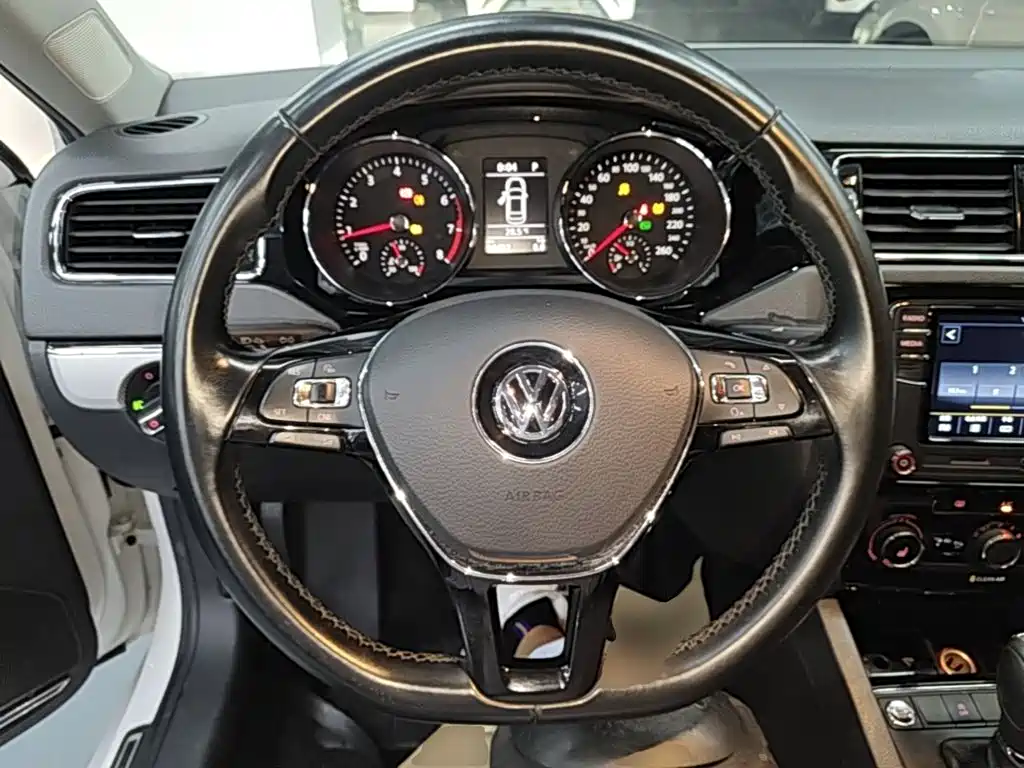 Volkswagen Sagitar 2019 — фото 11