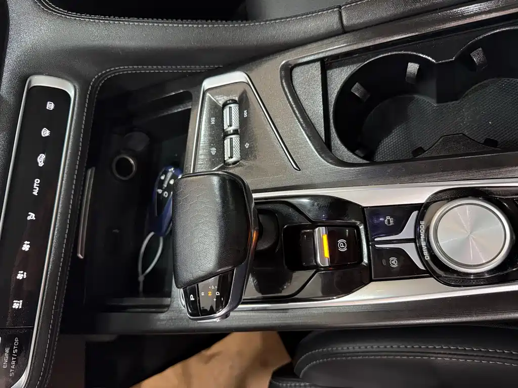 Changan CS75 PLUS 2021 — фото 13