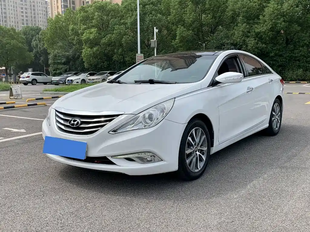 Hyundai Sonata 2013