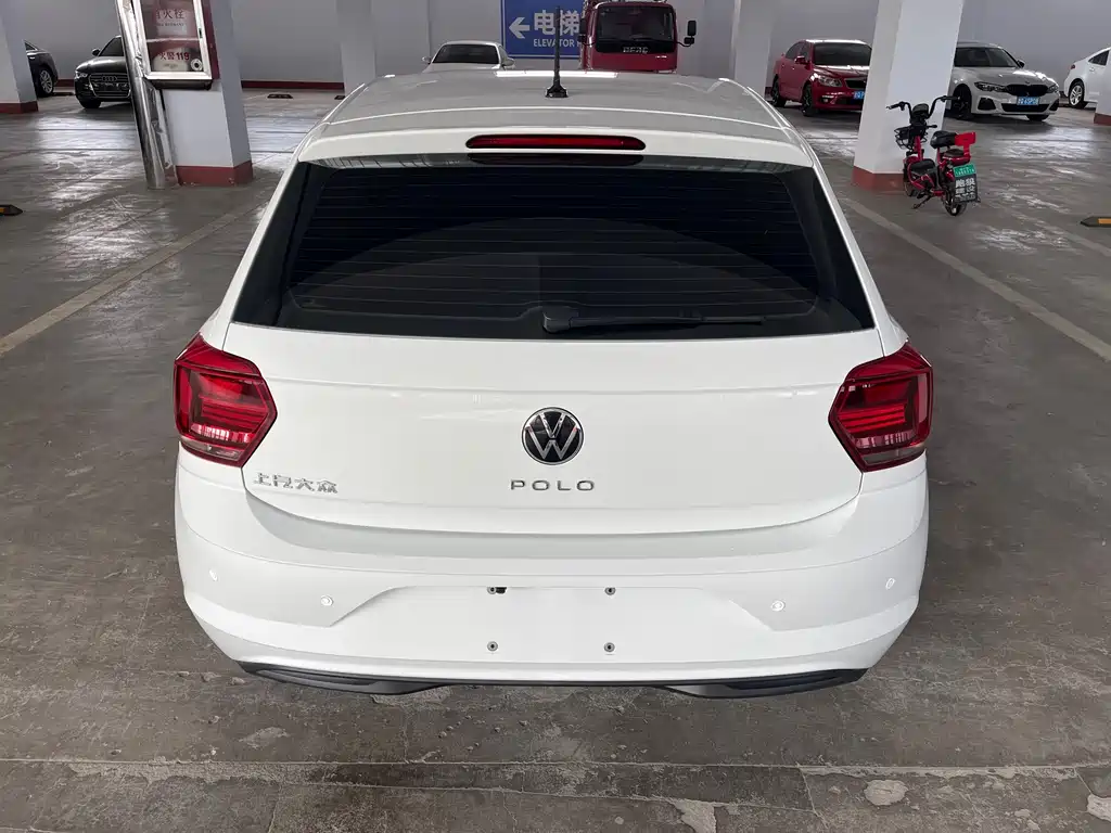 Volkswagen Polo 2023 — фото 15