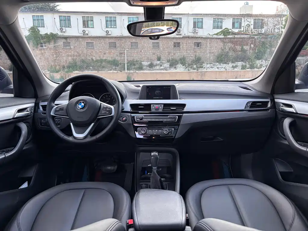 BMW X1 2017 — фото 13