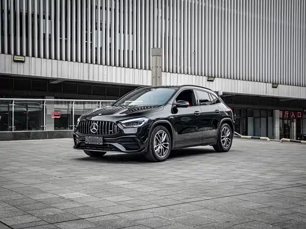 Mercedes-Benz GLA AMG 2023