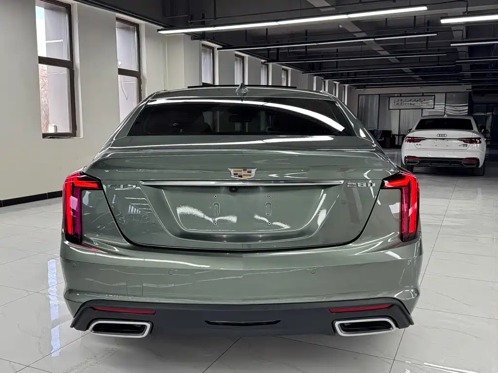 Cadillac CT5 2022 — фото 15