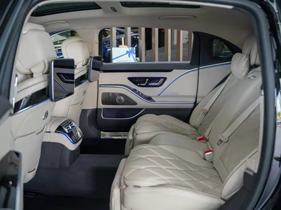 Mercedes-Benz Maybach S-Class 2023
