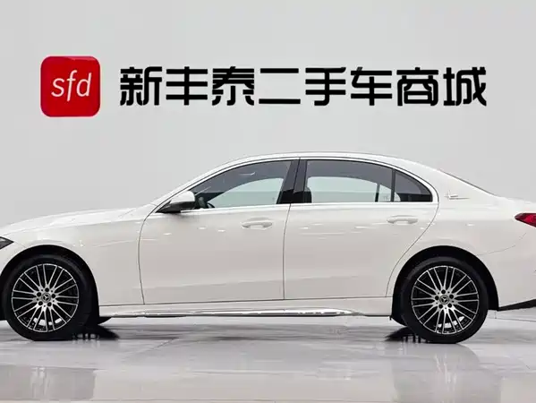 Mercedes-Benz C-Class 2022