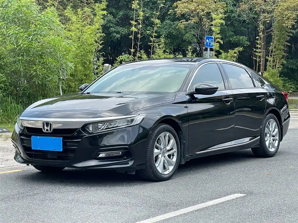 Honda Accord 2019 — фото 1