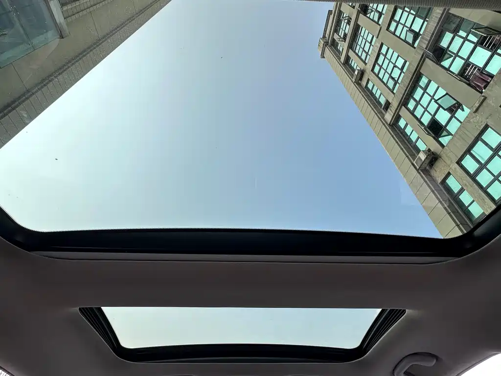 Hyundai Sonata 2014 — фото 18