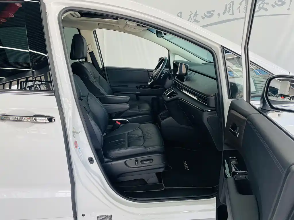 Honda Odyssey 2023 — фото 11