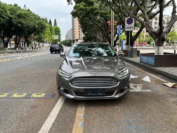 Ford Mondeo 2015