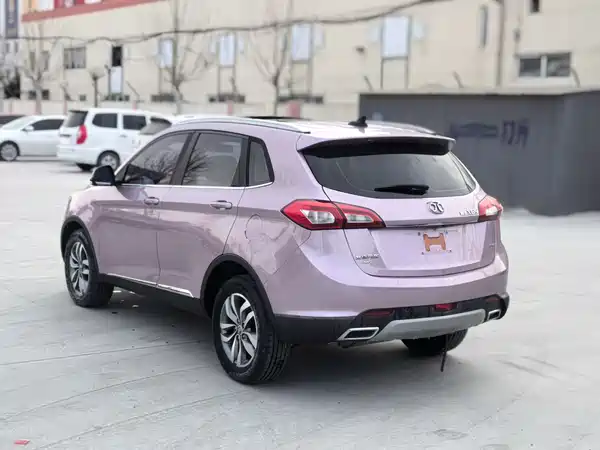 BAIC Shenbao X65 2015