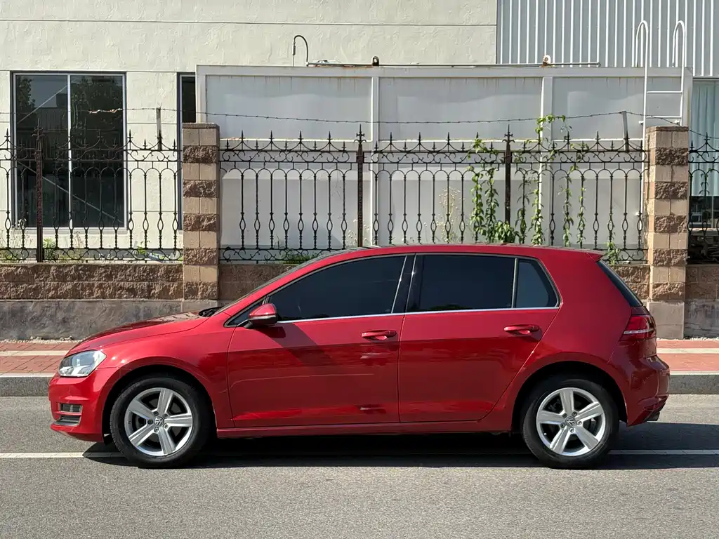 Volkswagen Golf 2014