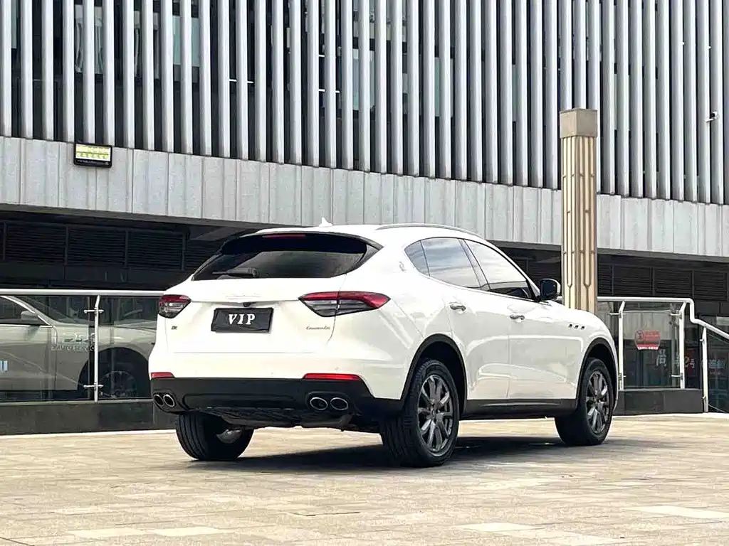 Maserati Levante 2021 — фото 7