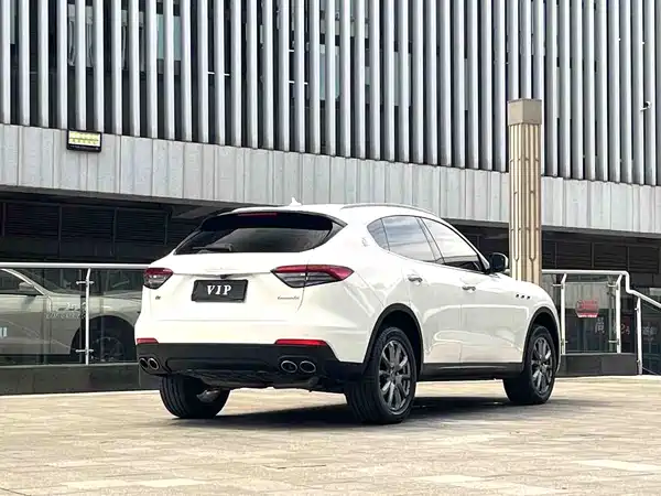 Maserati Levante 2021