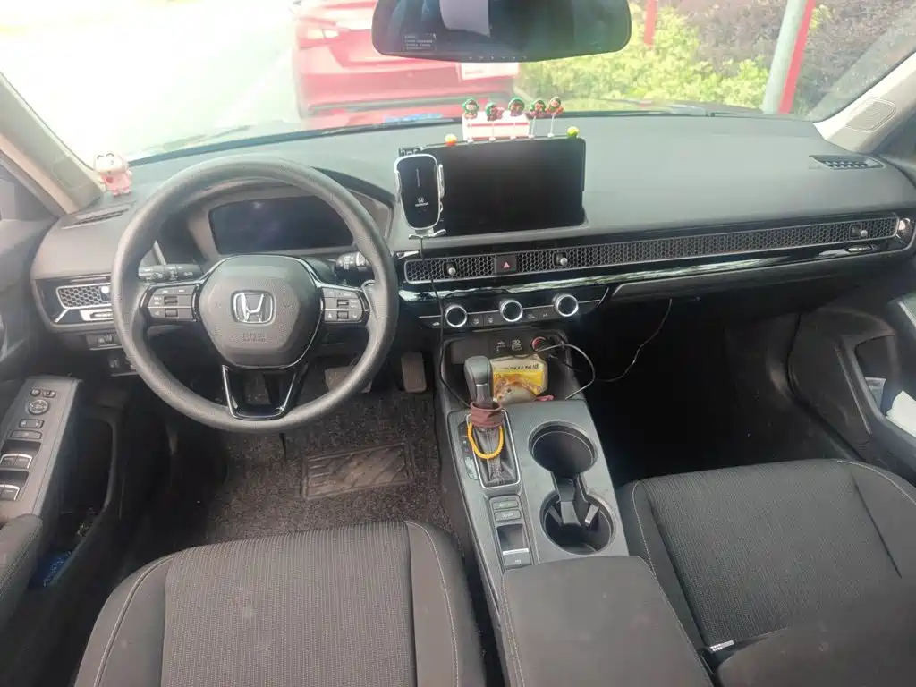 Honda Civic 2022 — фото 13