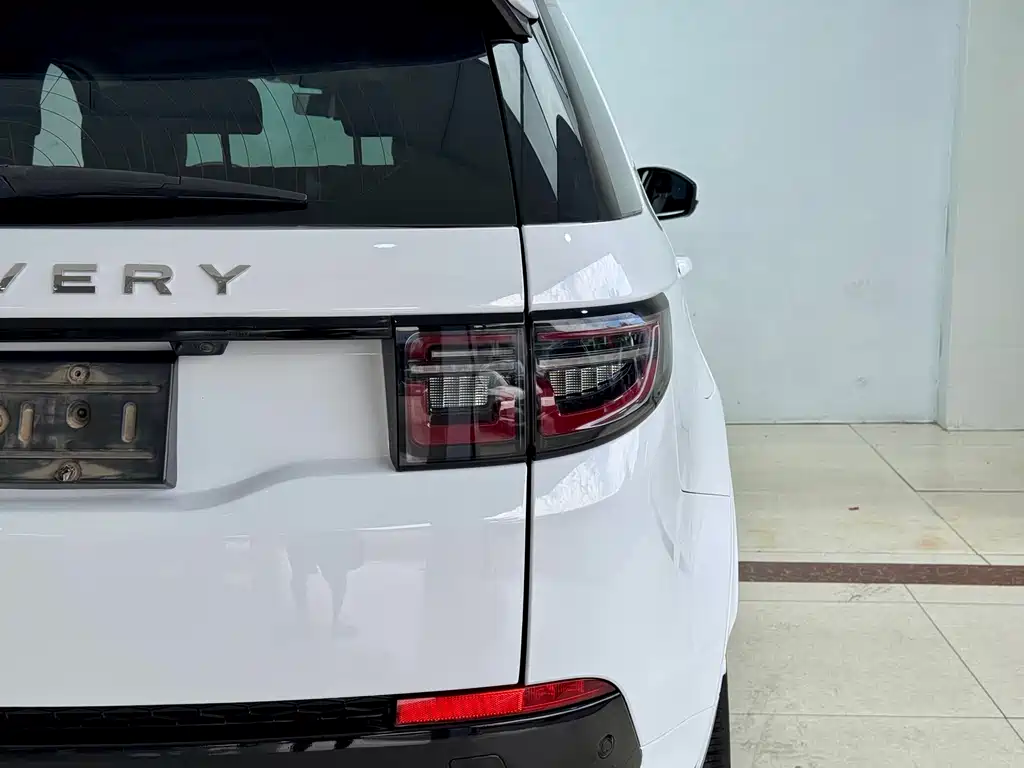Land Rover Discovery Sport 2020 — фото 24