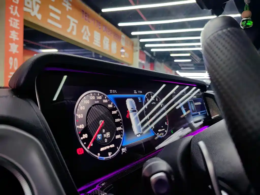 Mercedes-Benz G-Class 2019
