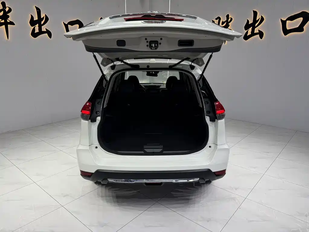 Nissan X-Trail 2023 — фото 18