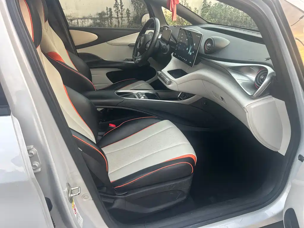 BYD Dolphin 2021 — фото 18