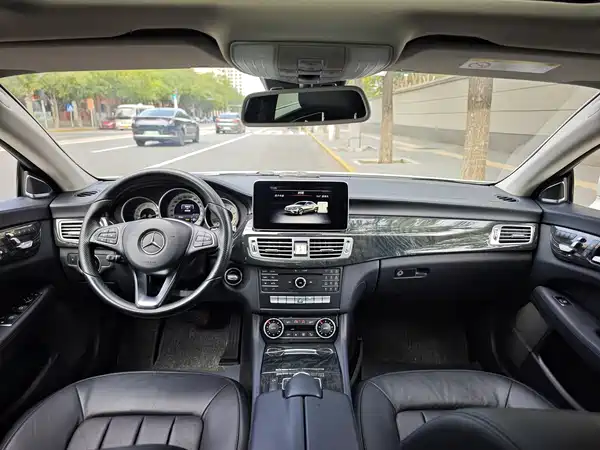 Mercedes-Benz CLS 2016