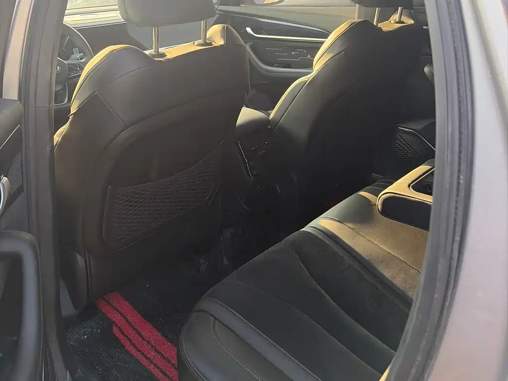 Geely Xingyue L 2024 — фото 5