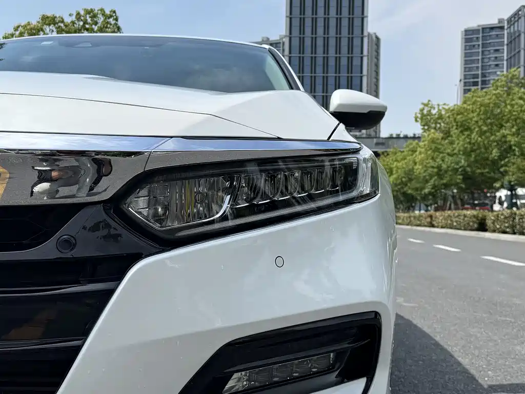 Honda Accord 2020 — фото 19