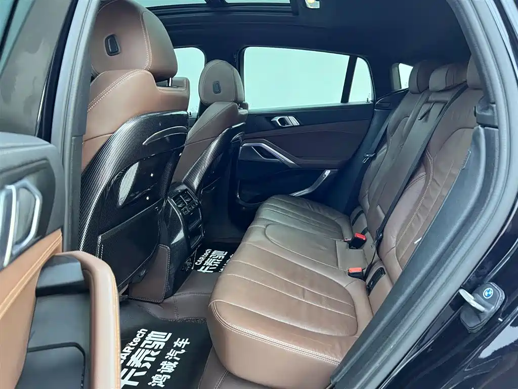 BMW X6 2022 — фото 17