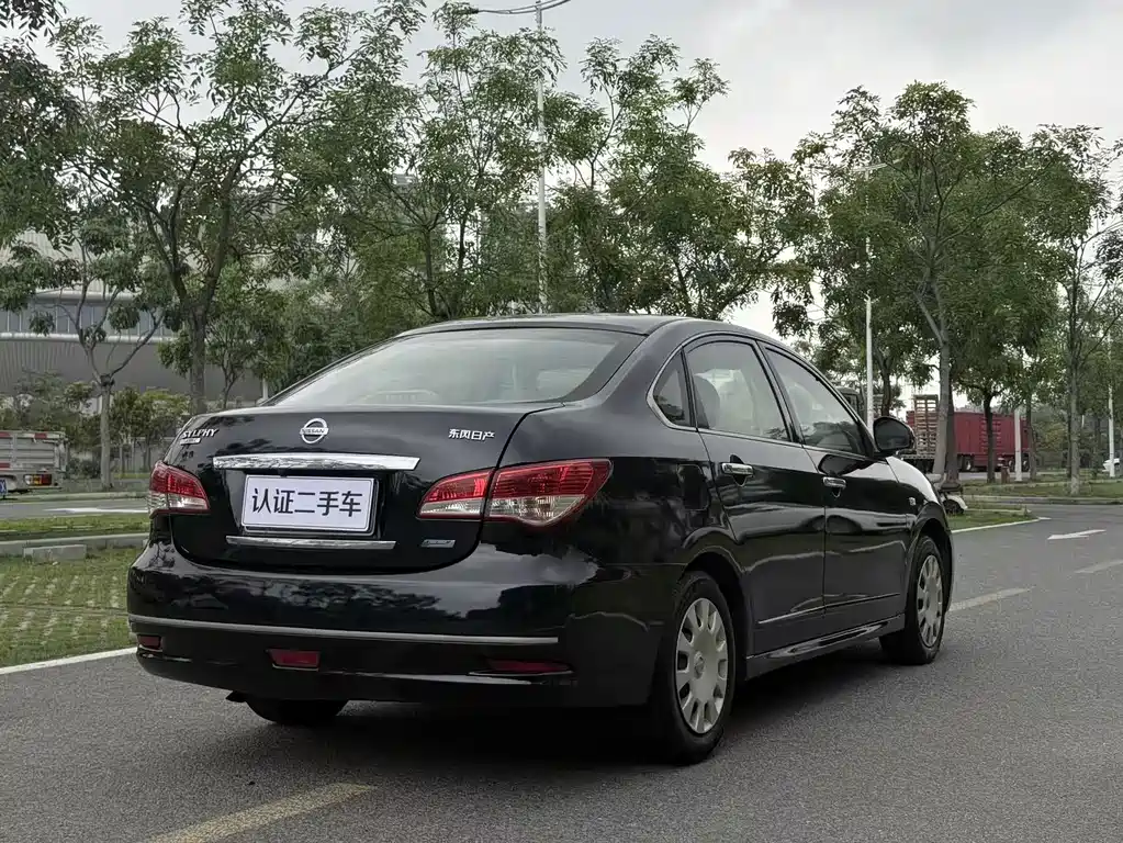 Nissan Sylphy 2015 — фото 16