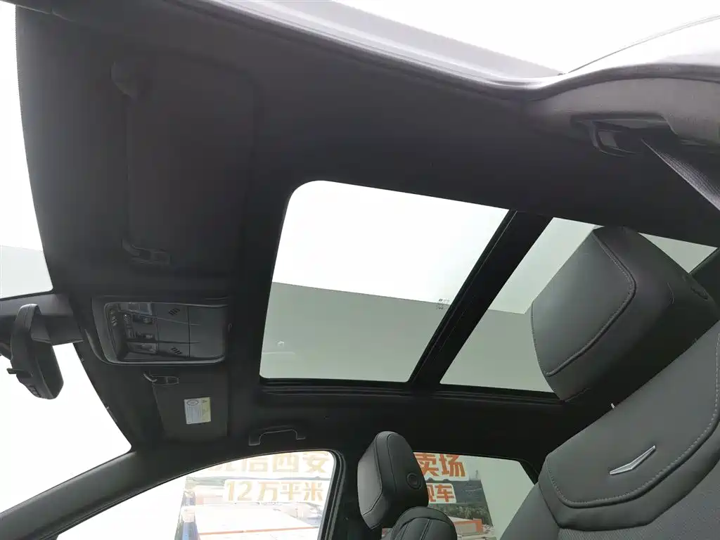 Cadillac XT5 2020 — фото 14
