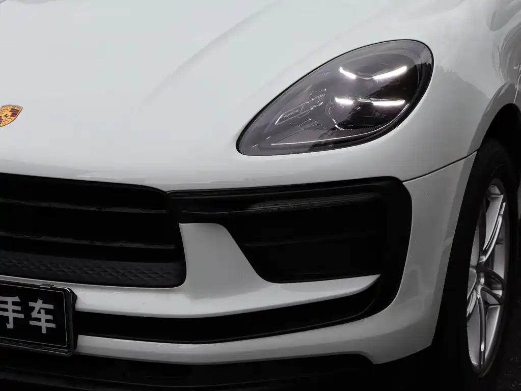 Porsche Macan 2023 — фото 10