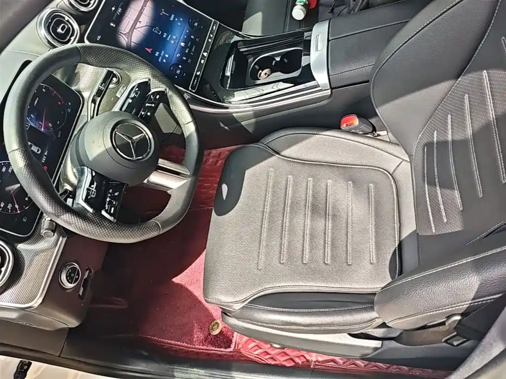 Mercedes-Benz C-Class 2023 — фото 16