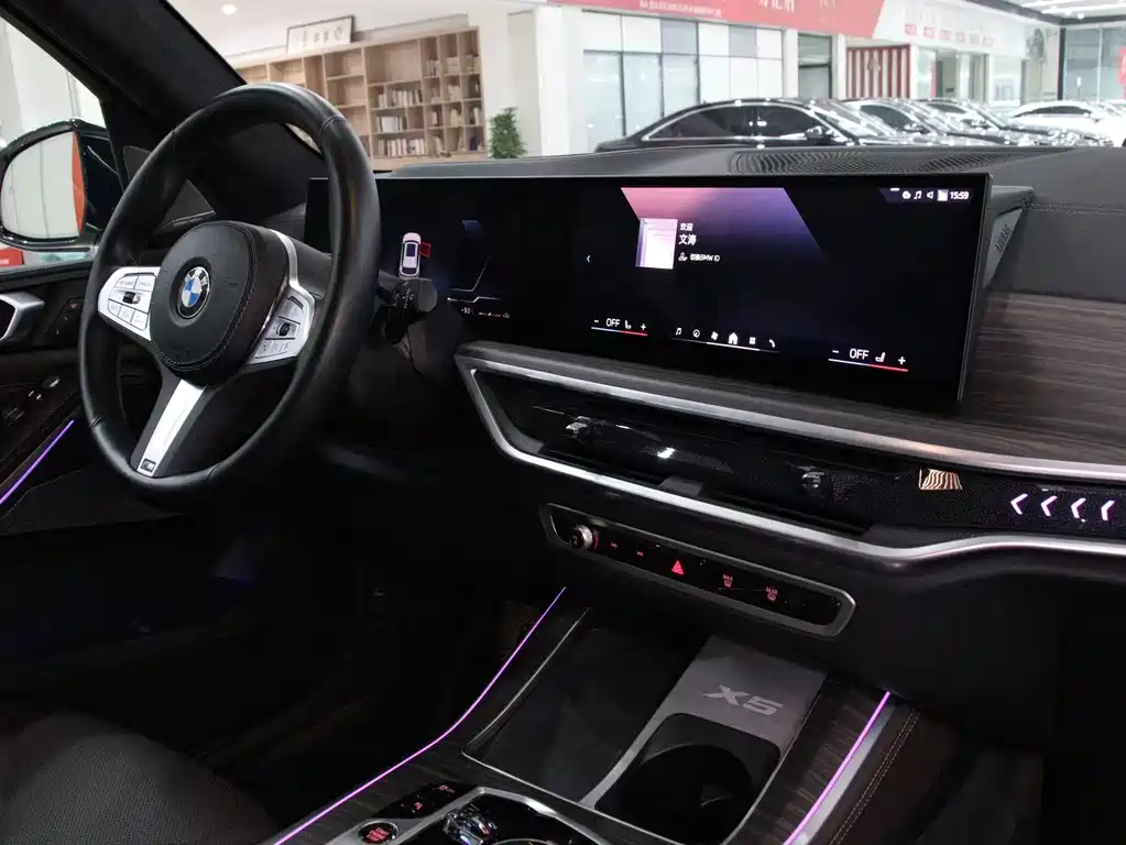 BMW X5 2024 — фото 11