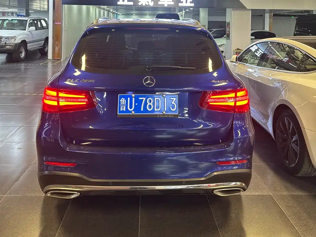 Mercedes-Benz GLC 2018 — фото 11