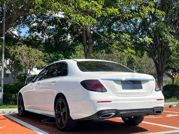 Mercedes-Benz E-Class 2018