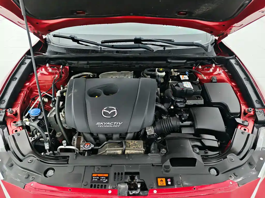Mazda CX-4 2019 — фото 10