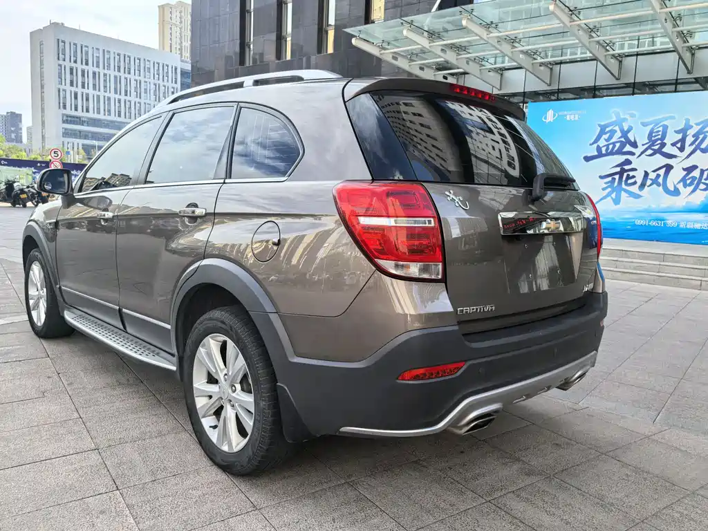 Chevrolet Captiva 2018 — фото 9
