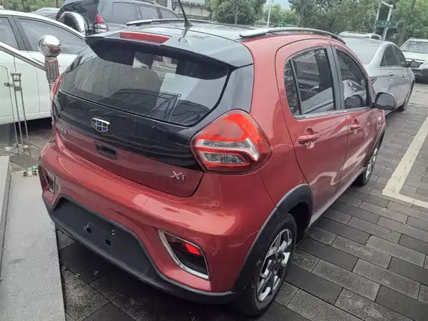 Geely Vision X1 2017