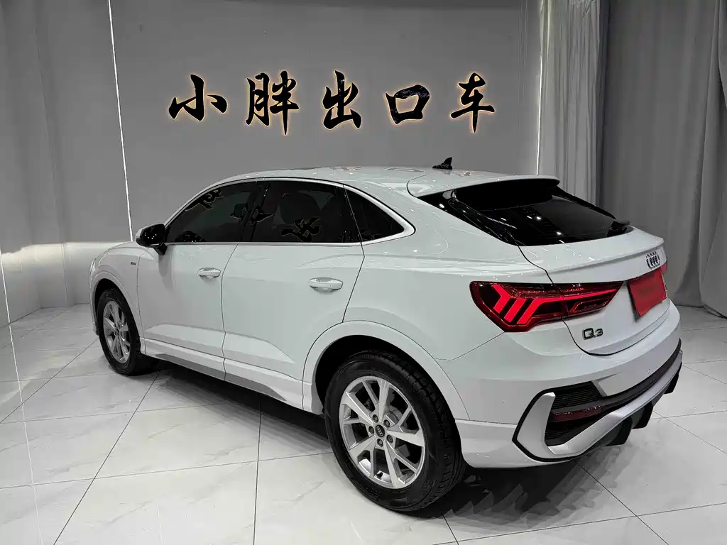 Audi Q3 Sportback 2022 — фото 6