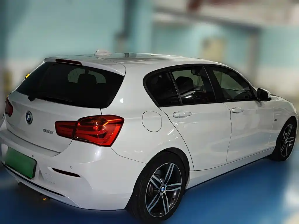 BMW 1 Series 2016 — фото 23