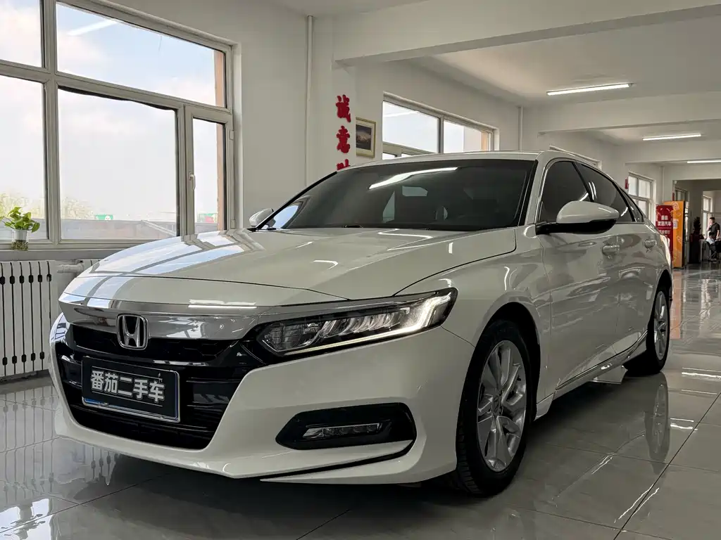 Honda Accord 2019 — фото 1