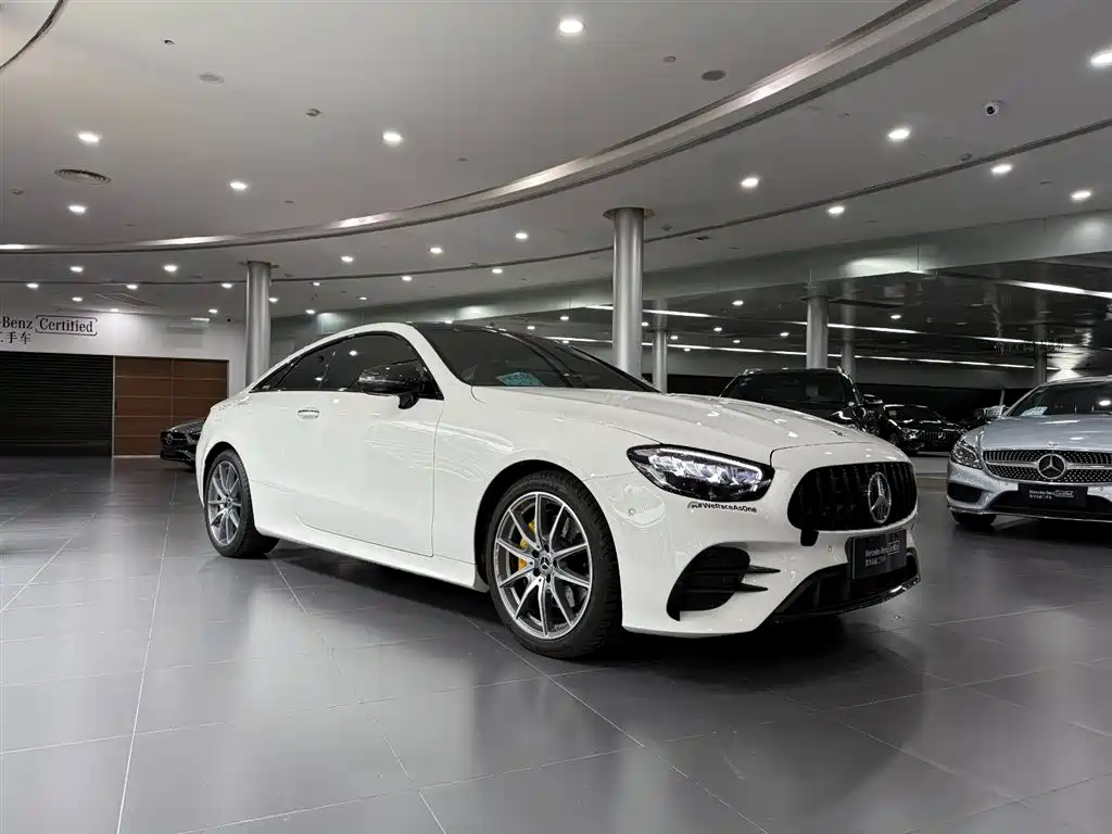 Mercedes-Benz E-Class 2023 — фото 3